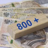 800 plus: Nowy wniosek do ZUS? Terminy, by nie stracić!