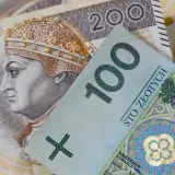 800 plus wniosek 2025: Jak złożyć online i nie stracić pieniędzy?