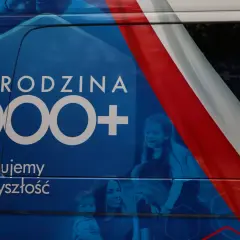 800 plus: Od kiedy obowiązuje? Wszystko o wnioskach i wypłatach