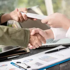Czy chwilówki obniżają scoring? Sprawdź, jak uniknąć problemów z kredytem