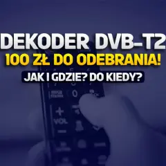 Dłoń trzymająca pilot do dekodera DVB-T2 z napisem "100 zł do odebrania!".