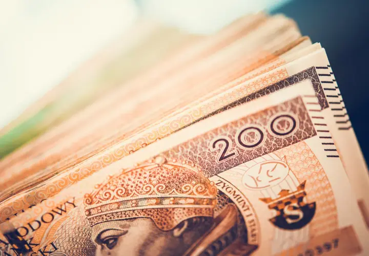 Kredyt gotówkowy 200 tys: Warunki, koszty i wymagania banków