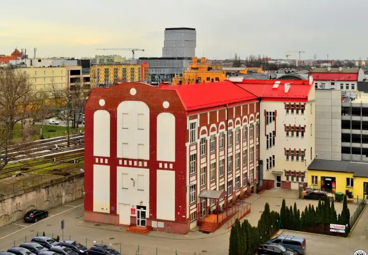 Księgi wieczyste na Komandorskiej: Wszystko o IV Wydziale we Wrocławiu