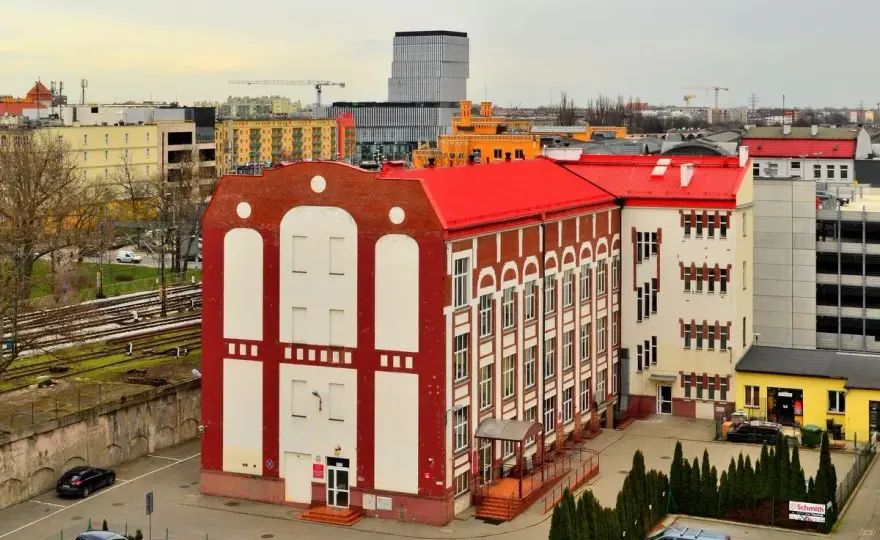 Księgi wieczyste na Komandorskiej: Wszystko o IV Wydziale we Wrocławiu
